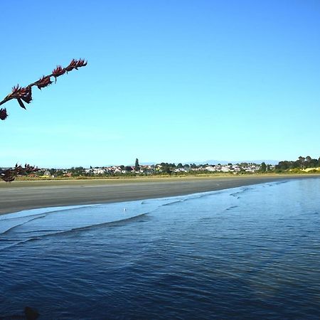 The Ocean Breeze CBD Bed and Breakfast Timaru Buitenkant foto