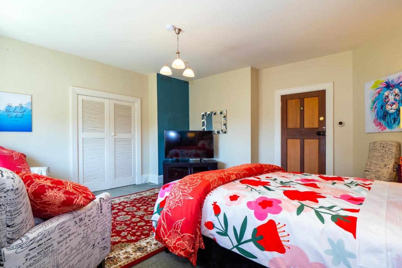The Ocean Breeze CBD Bed and Breakfast Timaru Buitenkant foto